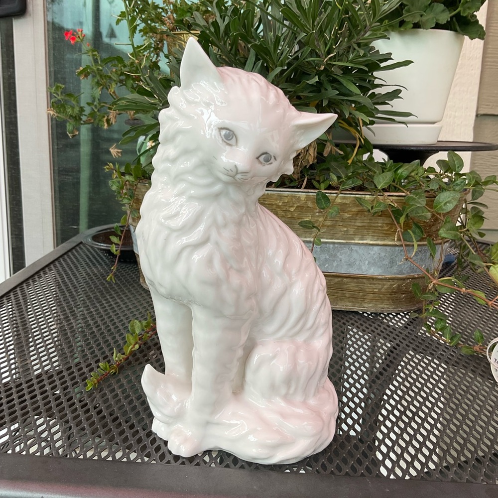 Vintage Verith Japan White Ceramic Long Haired Cat Figurine 10” Glossy Porcelain